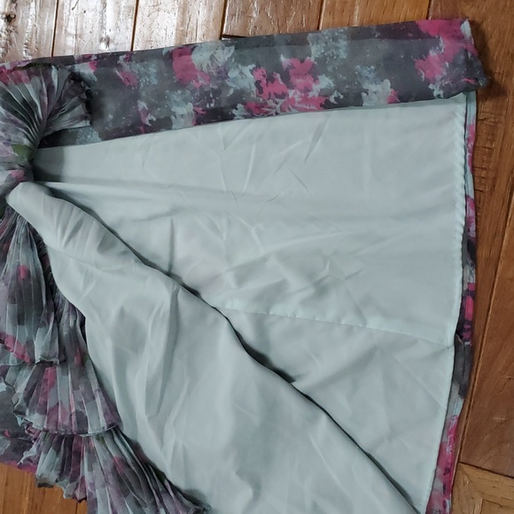 Hutch Floral Off-Shoulder Ruffled Column Maxi Dress - Picture 10 of 12